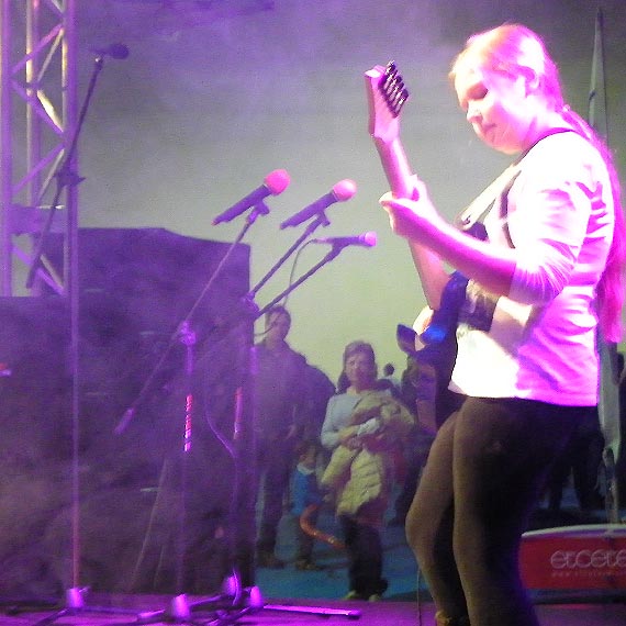 Burmistrz wylicytował tort którym obdzielił mieszkańców Kamienia Pomorskiego