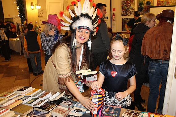 Mi�dzyzdrojscy bibliotekarze zagrali razem z WO�P!