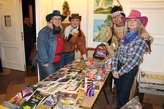 Mi�dzyzdrojscy bibliotekarze zagrali razem z WO�P!