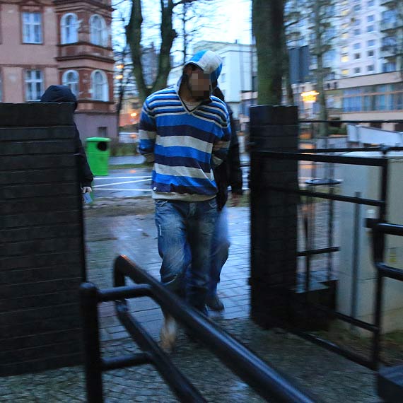 Policja odzyska�a kolejny skradziony traktor. Zosta� odnaleziony w Szczecinie. Zobacz film 