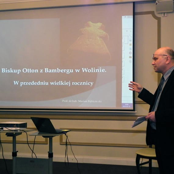 Ottonowe ko�cio�y na Pomorzu Zachodnim – spotkanie z profesorem Marianem R�bkowskim