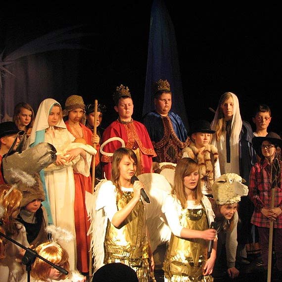 Magia s�owa ze Szko�y Podstawowej nr 1 w Kamieniu Pomorskim laureatem Przegl�du Jase�ek