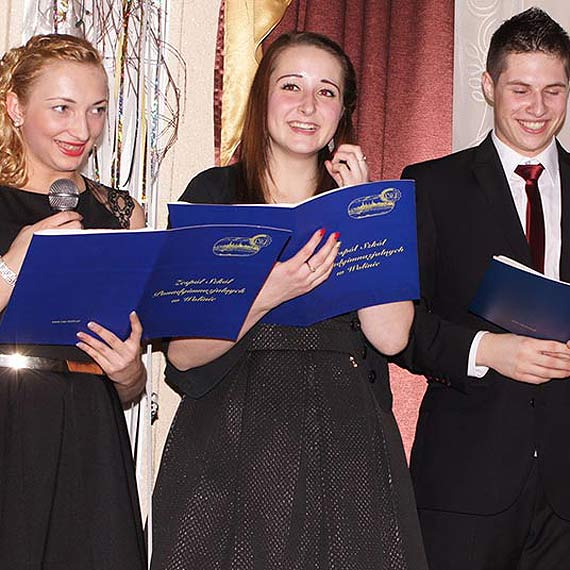 Bal studniówkowy uczniów z Zespołu Szkół Ponadgimnazjalnych w Wolinie