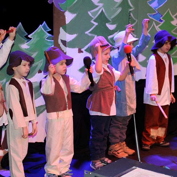 Przedszkolaki w Mi�dzynarodowym Domu Kultury w Mi�dzyzdrojach