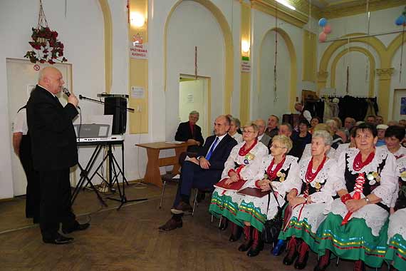 Rodzinny wiecz�r kol�dowania. Zobacz film!