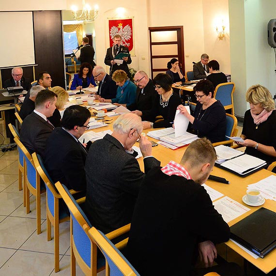 Na sesji w Mi�dzyzdrojach o usuwaniu azbestu i wyrob�w zawieraj�cych azbest