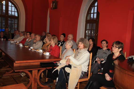 Interesuj�cy wyk�ad z zakresu geriatrii w kamie�skim ratuszu