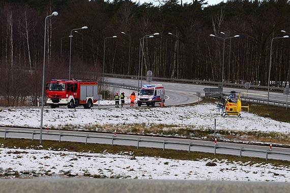 To cud, �e nie zgin�li. Zobacz film!