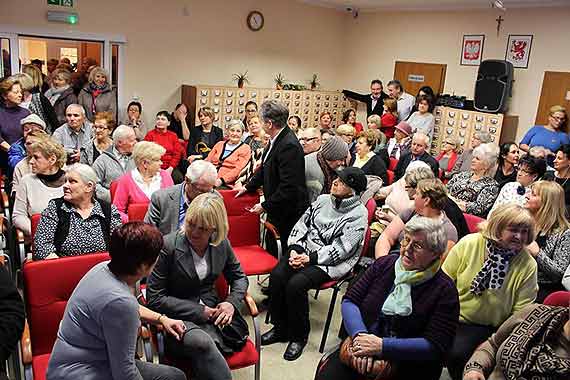 Anna Seniuk w woli�skiej bibliotece