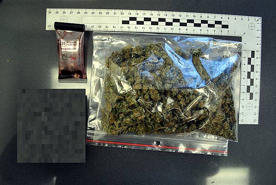 Policjanci zabezpieczyli 35 gram�w marihuany
