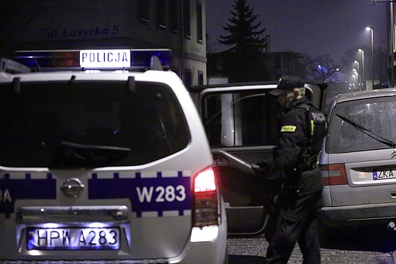 Pijany kierowca z Wolina je�dzi� po �winouj�ciu. Zobacz film!