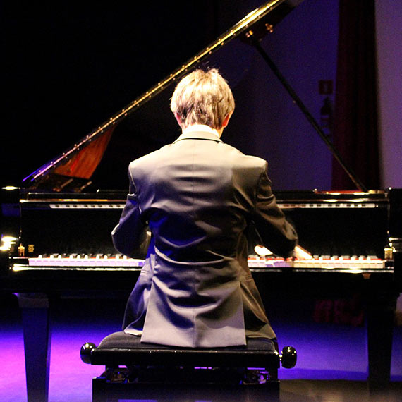 Koncert Patryka Kusiaka w Mi�dzynarodowym Domu Kultury w Mi�dzyzdrojach