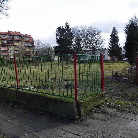 Przy ulicy Woli�skiej wybuduj� ��obek?