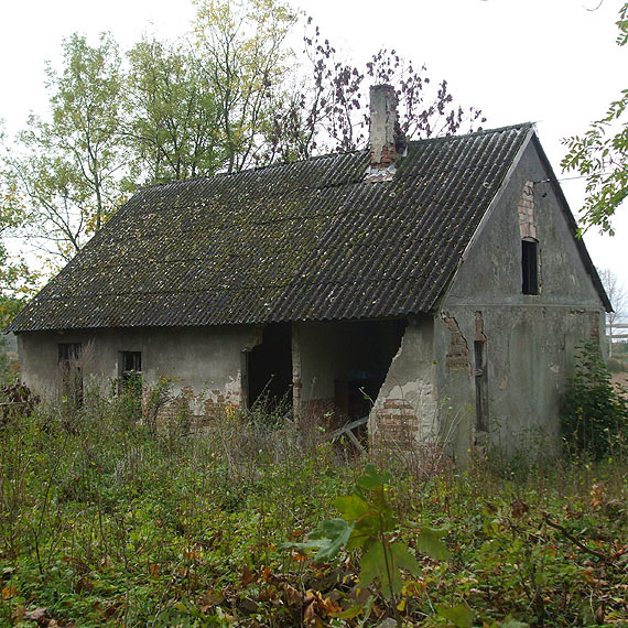 Czytelnik: W Wicku budynek grozi zawaleniem. W�adze gminy Mi�dzyzdroje umywaj� r�ce