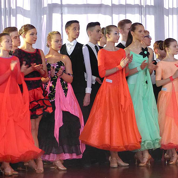 Taneczny Klub Sportowy „Jantar” rozpocz�� nowy sezon sportowy