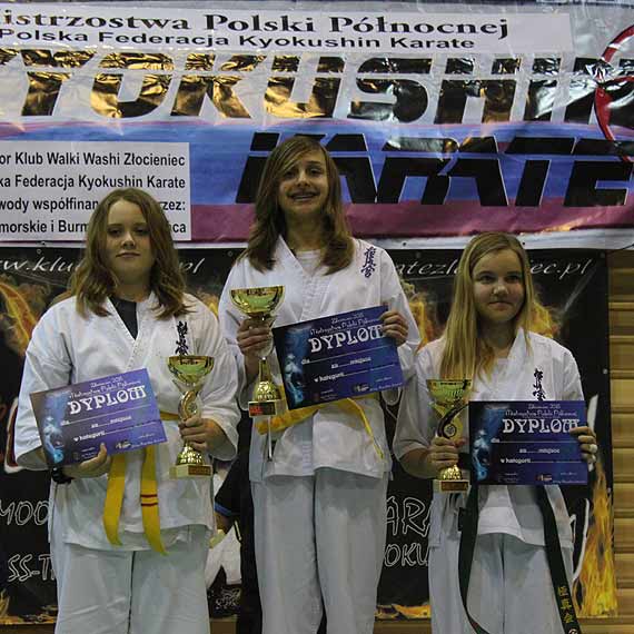 Karatecy  Mistrzostwach Polski P�nocnej Polskiej Federacji Kyokushin Karate