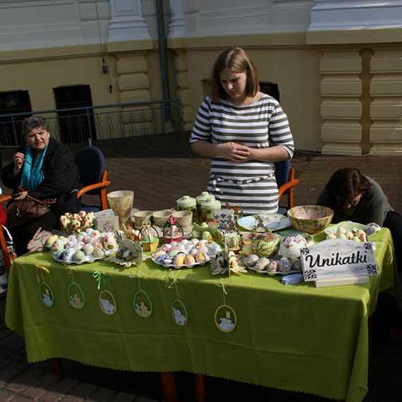 Kiermasz Wielkanocny w MDK w Mi�dzyzdrojach