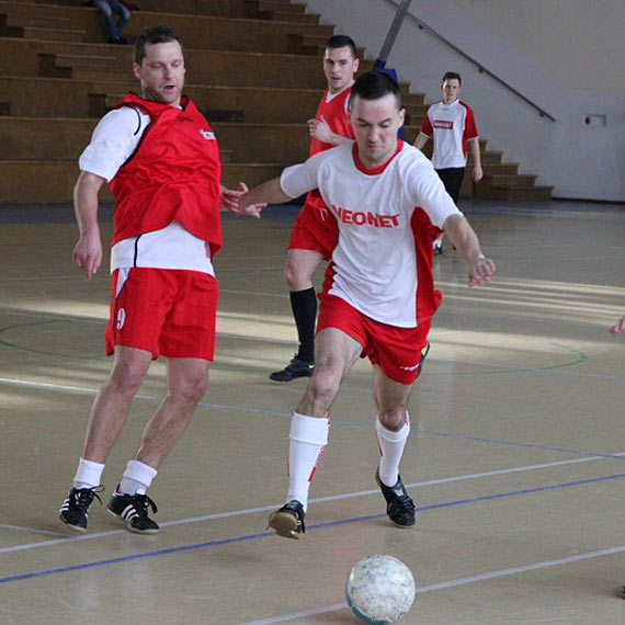 XVI FINA� KALF: Medicina zagra z Repro Service Pol.!