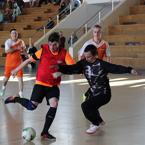 XVI FINA� KALF: Medicina zagra z Repro Service Pol.!