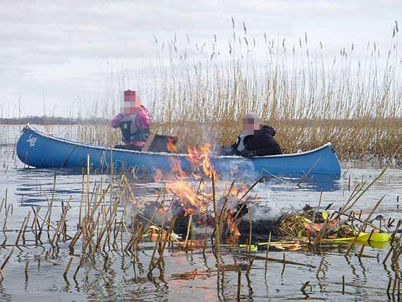 Topienie Marzanny przez kajakarzy MK� Opti