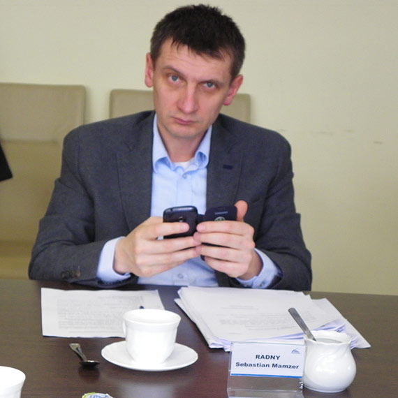 Sebastian Mamzer przewodnicz�cym Komisji Rewizyjnej Powiatu Kamie�skiego