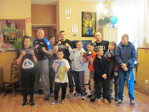 West Coast Team w o�rodku opieku�czo wychowawczym w Lubiniu