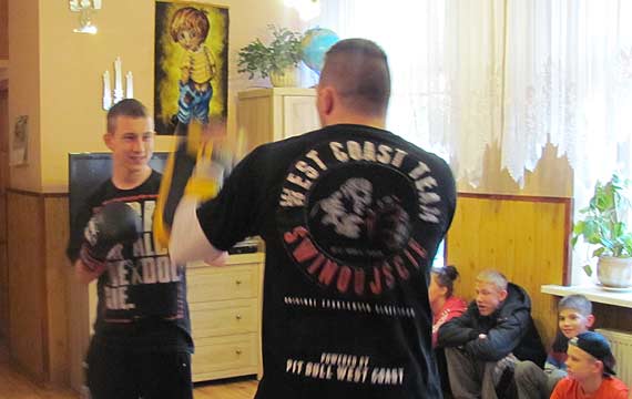 West Coast Team w o�rodku opieku�czo wychowawczym w Lubiniu