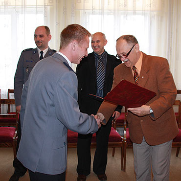 Wyr�nienie za niecodzienn� odwag�!