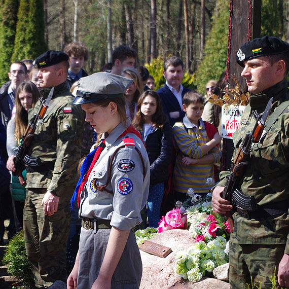 Ku pamięci pomordowanym w Katyniu i tragicznie zmarłym w Smoleńsku