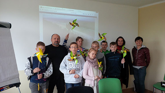 Nietypowe lekcje przyrody uczni�w SP-2 w Wapnicy