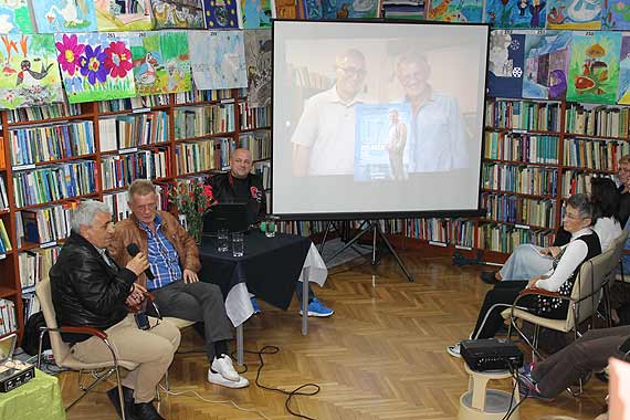 „07 zg�asza si� w Mi�dzyzdrojach”