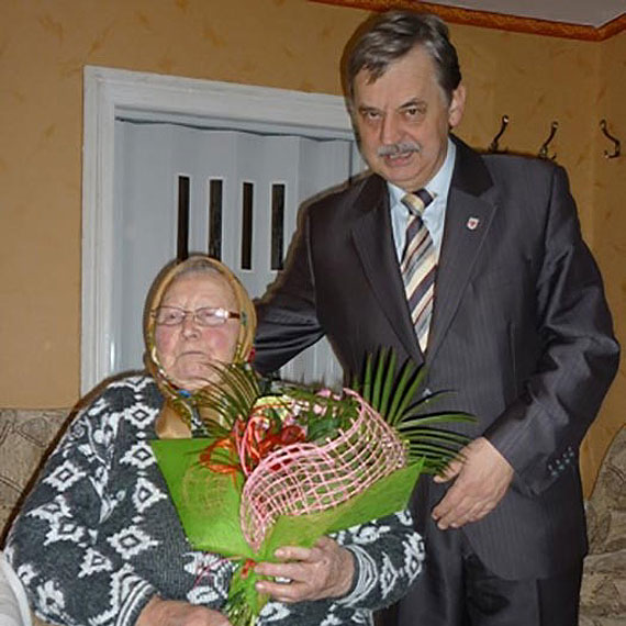 Życzenia dla Pani Stanisławy Staniul z okazji 90. urodzin