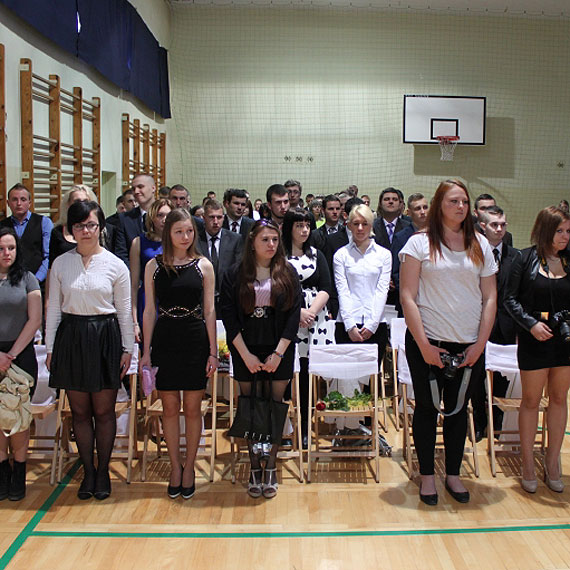 Zako�czenie roku szkolnego dla maturzyst�w. Niebawem egzamin dojrza�o�ci