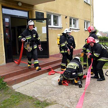 Kołczewo: Strażacy ćwiczyli ewakuację szkoły
