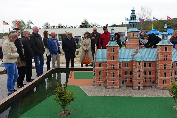Wielkie otwarcie Ba�tyckiego Parku Miniatur w Mi�dzyzdrojach. Wspania�a podr� po �wiecie zabytk�w