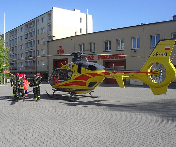 Nag�e zatrzymanie kr��enia u 60- letniego m�czyny. �mig�owiec LPR wyl�dowa� w centrum Mi�dzyzdroj�w