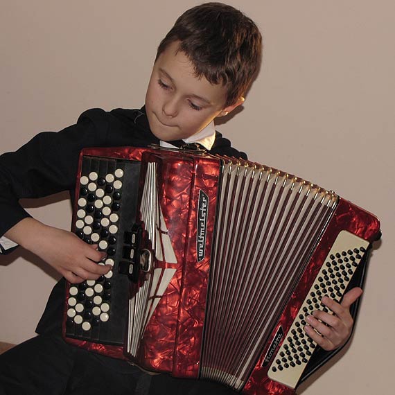 Akordeonista z Pa�stwowej Szko�y Muzycznej I stopnia w Kamieniu Pomorskim przeciera szlaki!