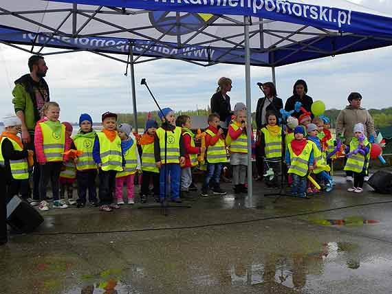 W Kamieniu Pomorskim Dzie� Godno�ci na kolorowo i weso�o