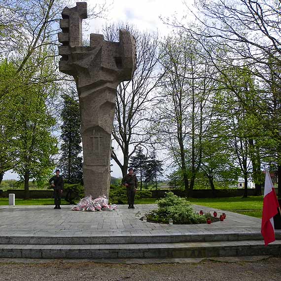 W Kamieniu Pomorskim uczczono Dzie� Zwyci�stwa