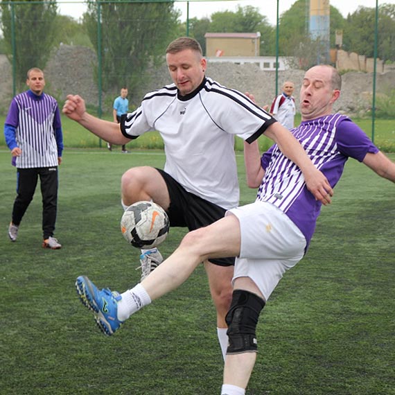 Wystartowa�a III edycja Kamie�skiej Ligi Sz�stek Pi�karskich