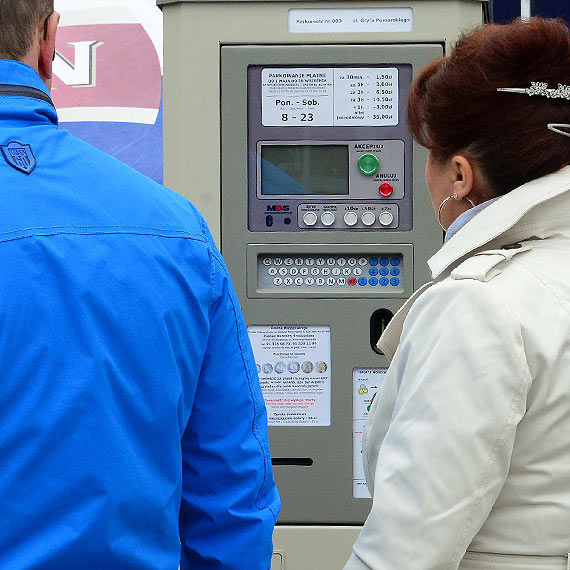 Stawiasz auto? Nie zapomnij o op�acie