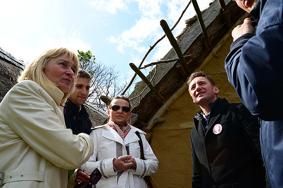 Platforma Obywatelska u wiking�w w Wolinie walczy�a o g�osy dla Komorowskiego