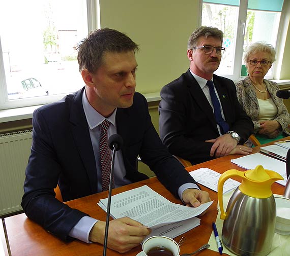 Na sesji Rady Miejskiej w Dziwnowie o drodze wojew�dzkiej 102