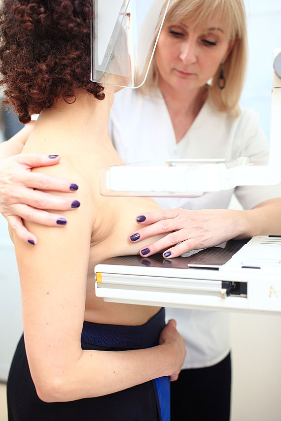 Masz 40 – 75 lat? Zg�o� si� na bezp�atn� mammografi� w Kamieniu Pomorskim!