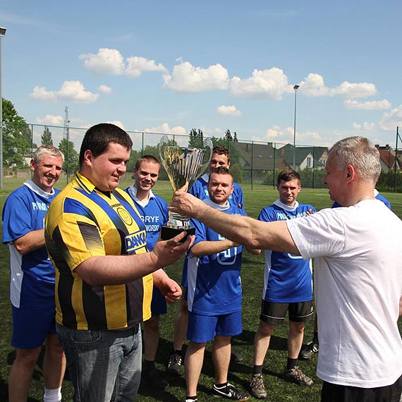 Pi�karskie Derby w Kamieniu Pomorskim!