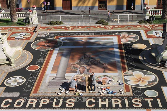 Jak inni �wi�tuj� Bo�e Cia�o