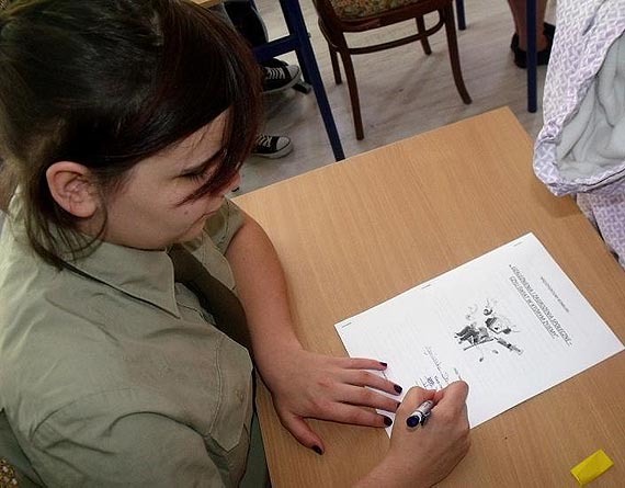 Uzale�nienia i zagro�enia spo�eczne- czyli �wiat w kt�rym �yjemy