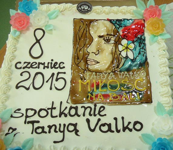 W poniedzia�ek 8 czerwca spotkali�my si� w Miejskiej Bibliotece Publicznej w Dziwnowie, ca�y rok oczekiwan� Pani� Tanya Valko