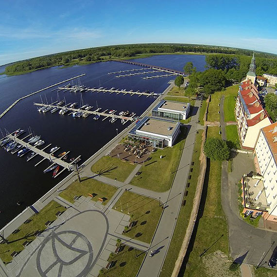 Marina w Kamieniu Pomorskim b�dzie nosi�a imi� kapitana �eglugi jachtowej Zdzis�awa Michalskiego