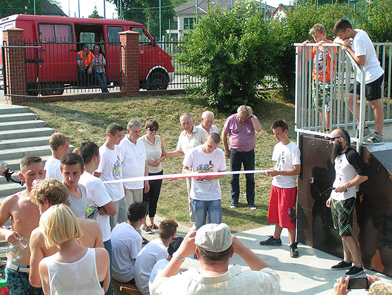 Jasiewicz obieca� m�odzie�y i s�owa dotrzyma�